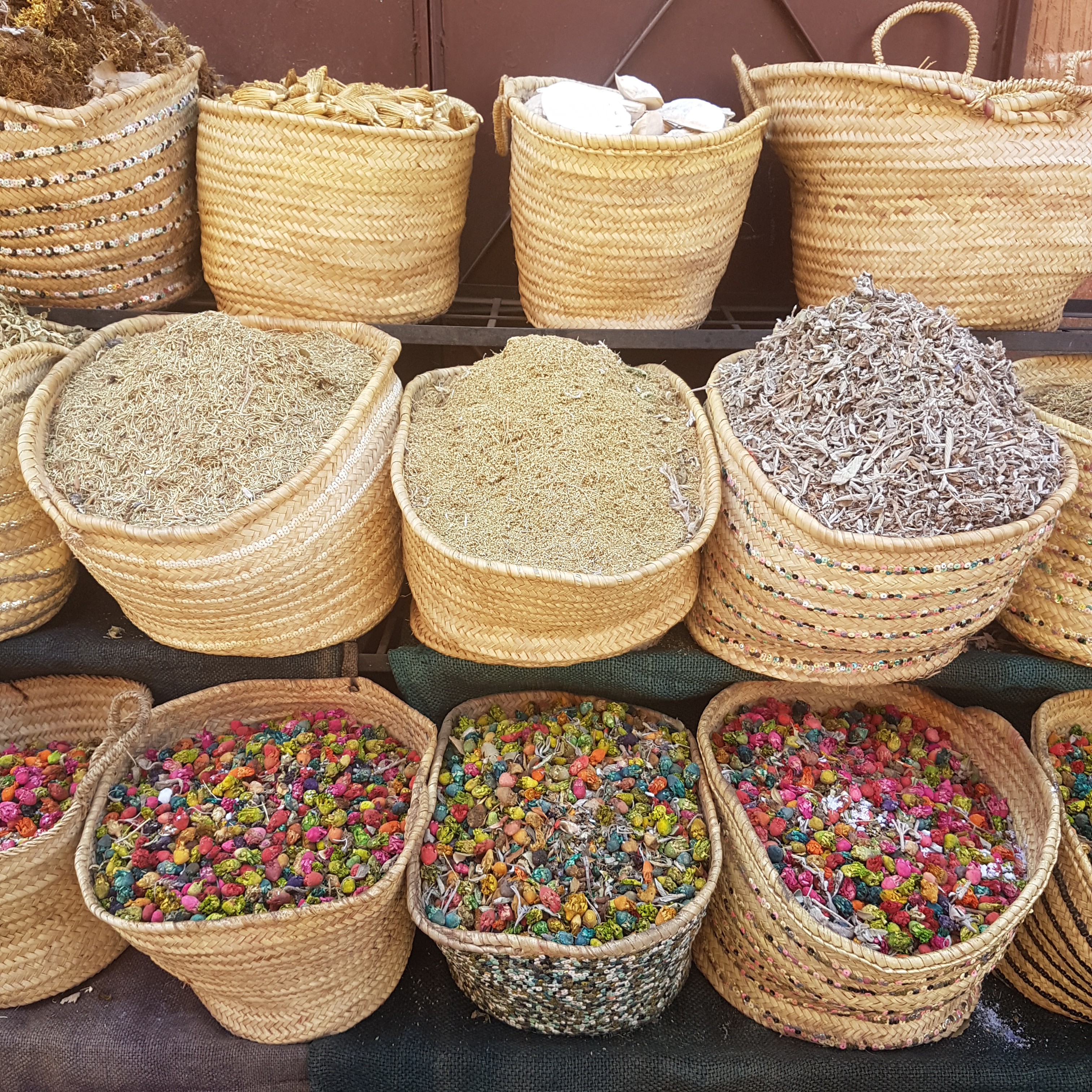 f4-4_morocco_spice_souq